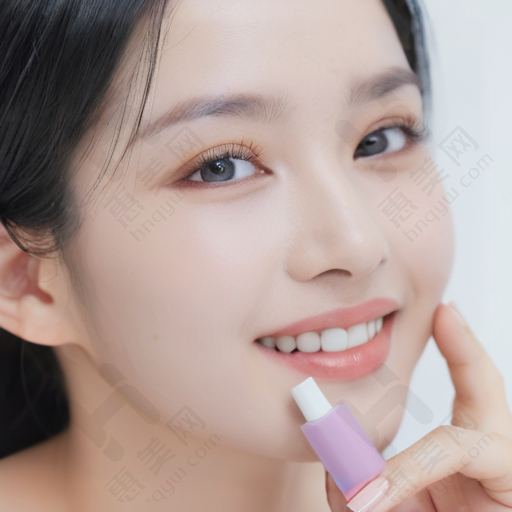 双眼皮线型灯的标准尺寸是多少?了解其具体规格可以帮助您做出更好的选择。